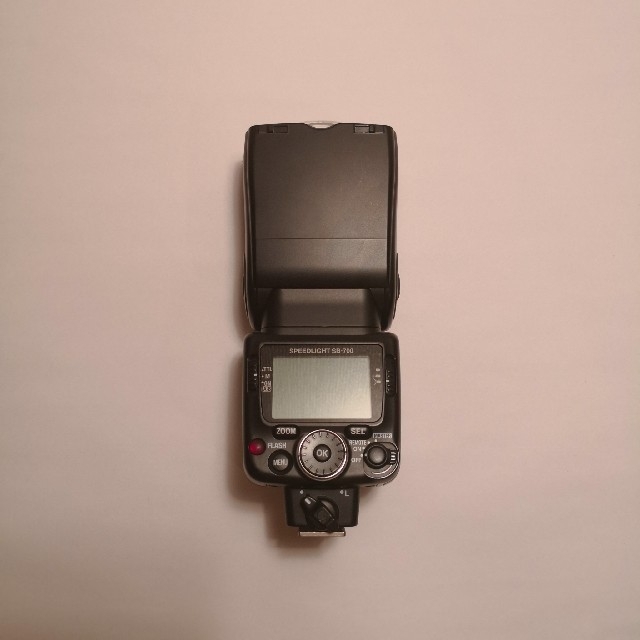 Nikon(ニコン)の【oby様専用】スピードライト SB-700

 スマホ/家電/カメラのカメラ(ストロボ/照明)の商品写真