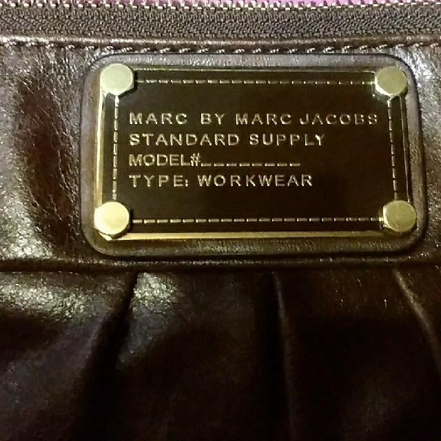 MARC BY MARC JACOBS(マークバイマークジェイコブス)のマークバイマークジェイコブス牛革ポーチ レディースのバッグ(ハンドバッグ)の商品写真