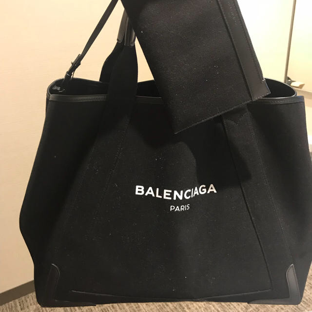 BALENCIAGA バレンシアガ　メンズ　バッグ　トートバッグ　ブラック　黒色