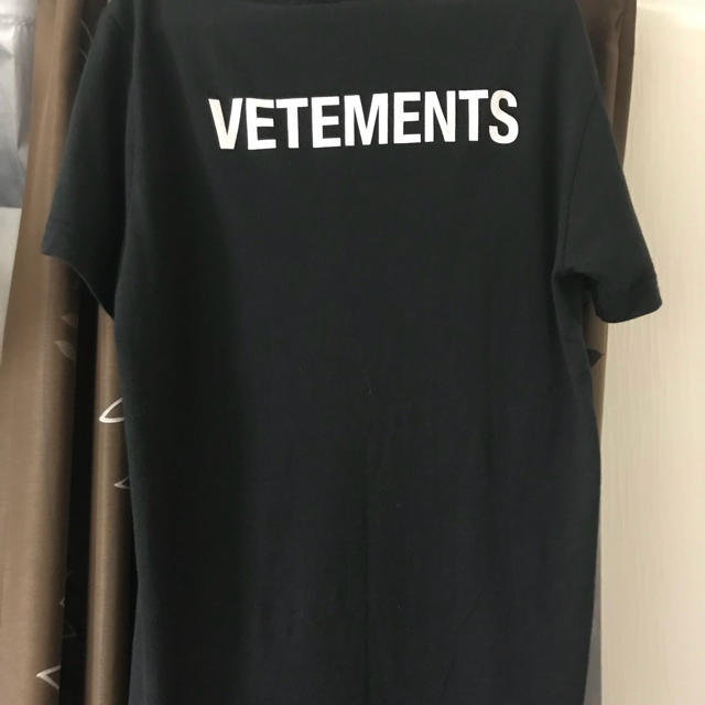 Supreme(シュプリーム)のVETEMENTS メンズのトップス(Tシャツ/カットソー(半袖/袖なし))の商品写真