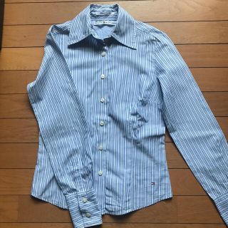 トミーヒルフィガー(TOMMY HILFIGER)の美品☆TOMMY HILFIGER ストライプシャツ 白×プルー(シャツ/ブラウス(長袖/七分))