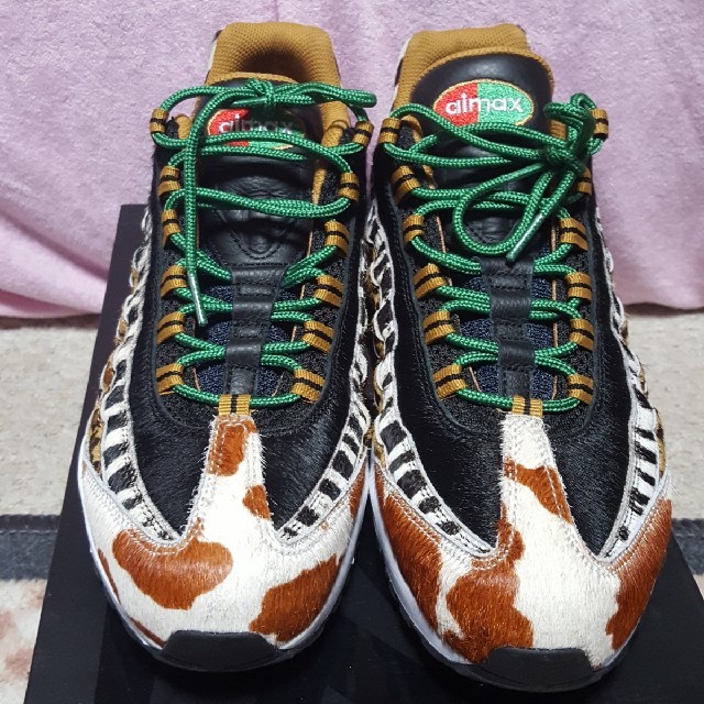 NIKE(ナイキ)の28.5 atmos NIKE AIR MAX 95 DLX ANIMAL  エンタメ/ホビーのタレントグッズ(その他)の商品写真