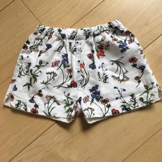 プティマイン(petit main)のpetit main プティマイン  花柄ショートパンツ 80(パンツ)