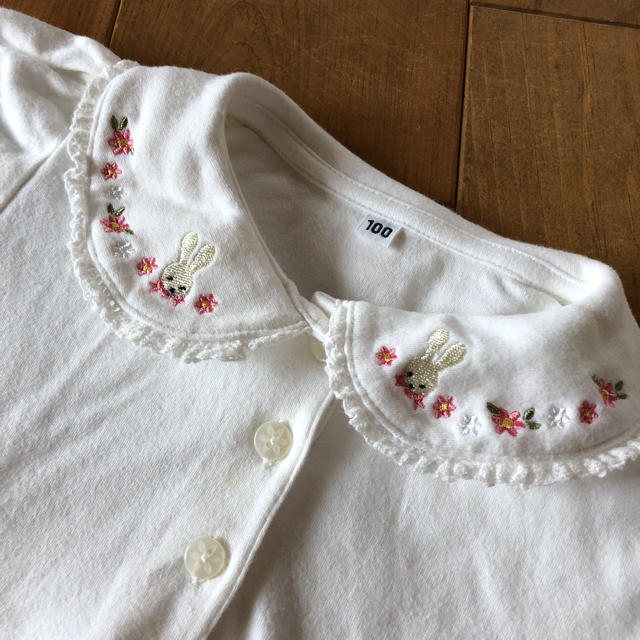 西松屋(ニシマツヤ)の🌸半袖ブラウス100cm🌸 キッズ/ベビー/マタニティのキッズ服女の子用(90cm~)(ブラウス)の商品写真