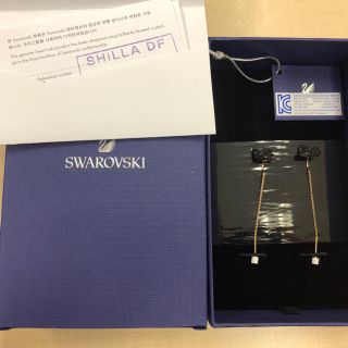 スワロフスキー(SWAROVSKI)の値下げ★スワロフスキー Iconic Swan ピアス(ピアス)