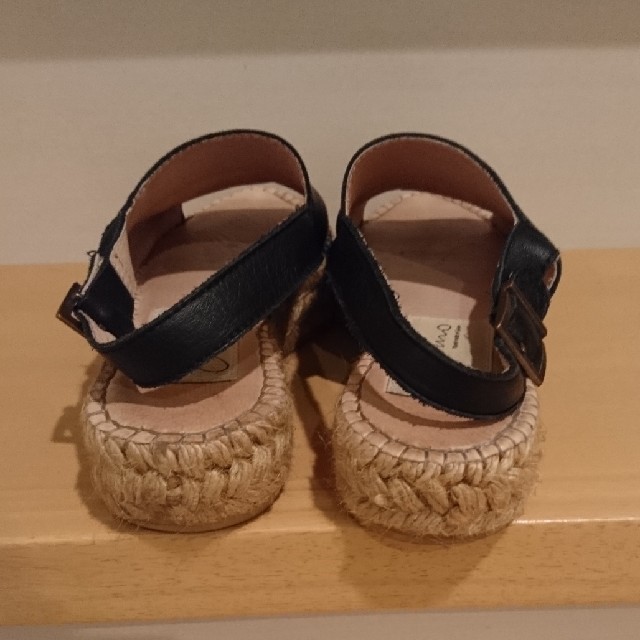 gaimo(ガイモ)のガイモ 黒 レディースの靴/シューズ(サンダル)の商品写真