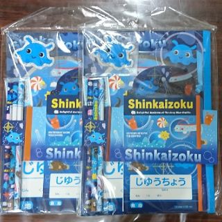 サンリオ(サンリオ)の２個セット  サンリオ  シンカイゾク Shinkaizoku  文房具 (ノート/メモ帳/ふせん)