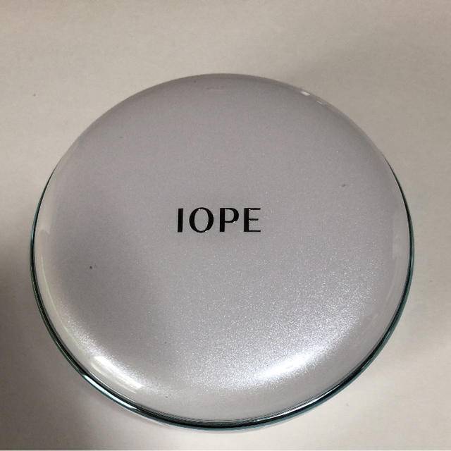 IOPE(アイオペ)の『IOPE』 エア クッション  ケースのみʕ•̫͡•ʔ ✧ コスメ/美容のベースメイク/化粧品(ファンデーション)の商品写真