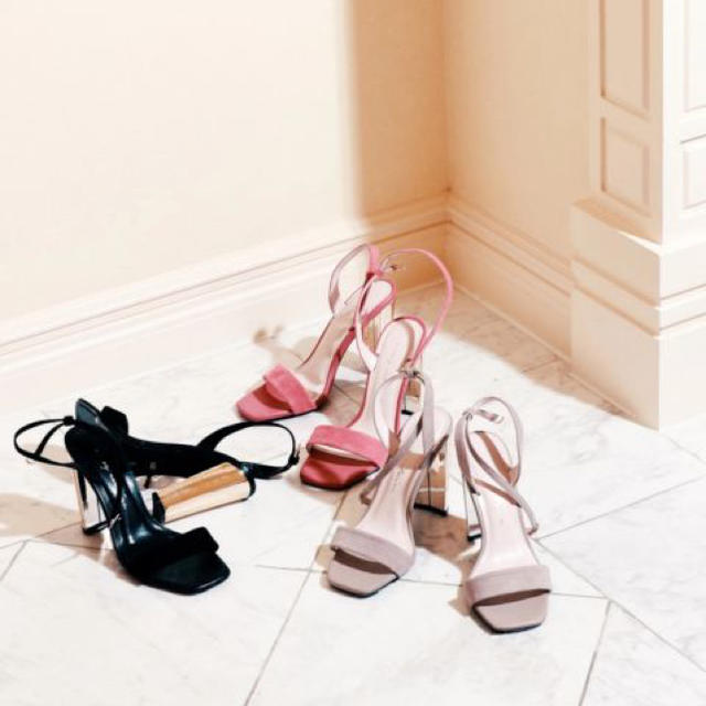 eimy istoire(エイミーイストワール)のRiona様専用 レディースの靴/シューズ(サンダル)の商品写真