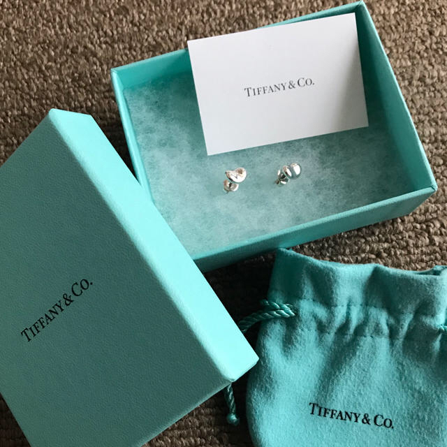 Tiffany u0026 co. ビーンズ ピアス-