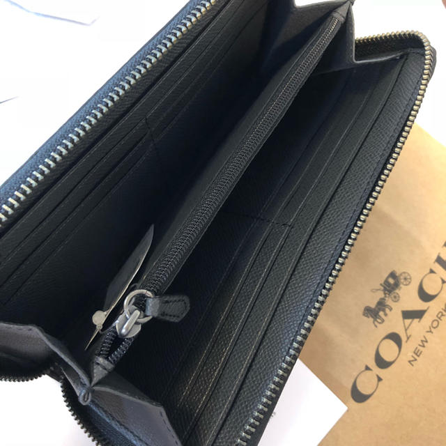 COACH(コーチ)のCOACH コーチ 長財布 ブラック 花柄 レッド フラワー  レディースのファッション小物(財布)の商品写真