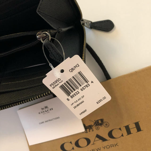 COACH(コーチ)のCOACH コーチ 長財布 ブラック 花柄 レッド フラワー  レディースのファッション小物(財布)の商品写真