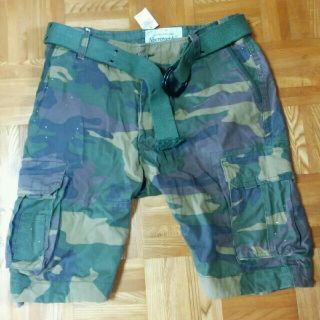 アバクロンビーアンドフィッチ(Abercrombie&Fitch)の最安値新品【34】アバクロショートパンツ(ショートパンツ)