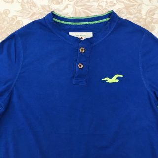 ホリスター(Hollister)の大きなロゴ！美品 ホリスター★ヘンリーネック半袖Tシャツ(Tシャツ/カットソー(半袖/袖なし))