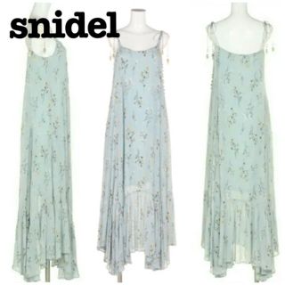 スナイデル(SNIDEL)の美品/snidel  ビジューマキシワンピース/ミント/フリーサイズ(ロングワンピース/マキシワンピース)