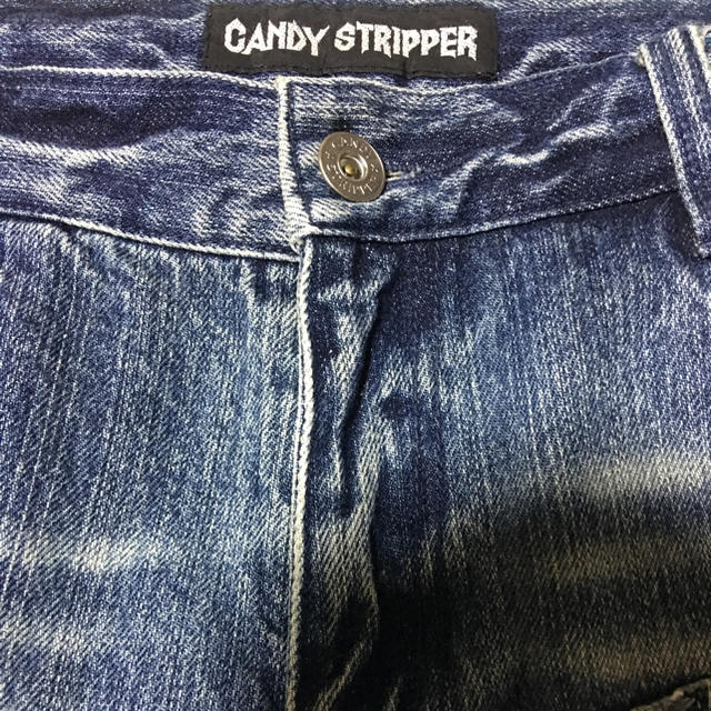 Candy Stripper(キャンディーストリッパー)のキャンディストリッパー ダーメージジーンズ 半端丈デニム レディースのパンツ(デニム/ジーンズ)の商品写真