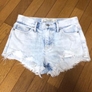 アバクロンビーアンドフィッチ(Abercrombie&Fitch)の♡ハイウエストデニムショーパン♡(ショートパンツ)