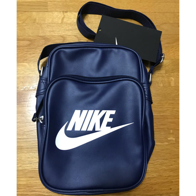 NIKE(ナイキ)の新品★NIKE★ショルダーバッグ レディースのバッグ(ショルダーバッグ)の商品写真