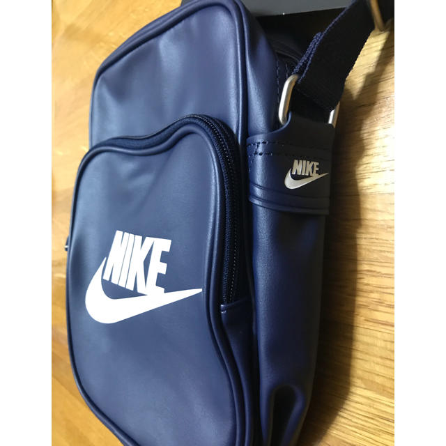 NIKE(ナイキ)の新品★NIKE★ショルダーバッグ レディースのバッグ(ショルダーバッグ)の商品写真