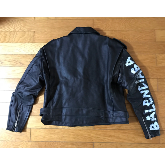 Balenciaga(バレンシアガ)の【新品 未使用】バレンシアガ ペインテッド バイカー ジャケット 48 メンズのジャケット/アウター(ライダースジャケット)の商品写真