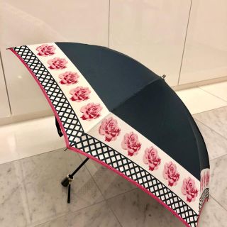 エスティローダー(Estee Lauder)の新品 エスティローダー 折りたたみ傘 晴雨兼用 紺ネイビー 花柄(傘)