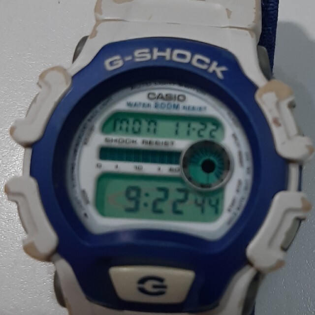 G-SHOCK(ジーショック)のG-SHOCK DW-004 G-LIDE (1828) メンズの時計(腕時計(デジタル))の商品写真