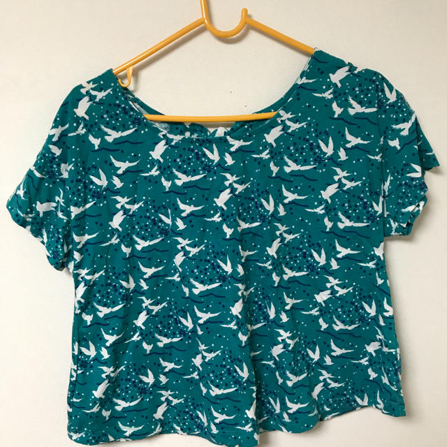 GU(ジーユー)のTシャツ M 鳥 バード グリーン 緑 メンズのトップス(Tシャツ/カットソー(半袖/袖なし))の商品写真