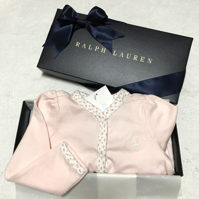 Ralph Lauren(ラルフローレン)の新品✨フラワートリム 足付き カバーオール 6M/70 キッズ/ベビー/マタニティのベビー服(~85cm)(カバーオール)の商品写真