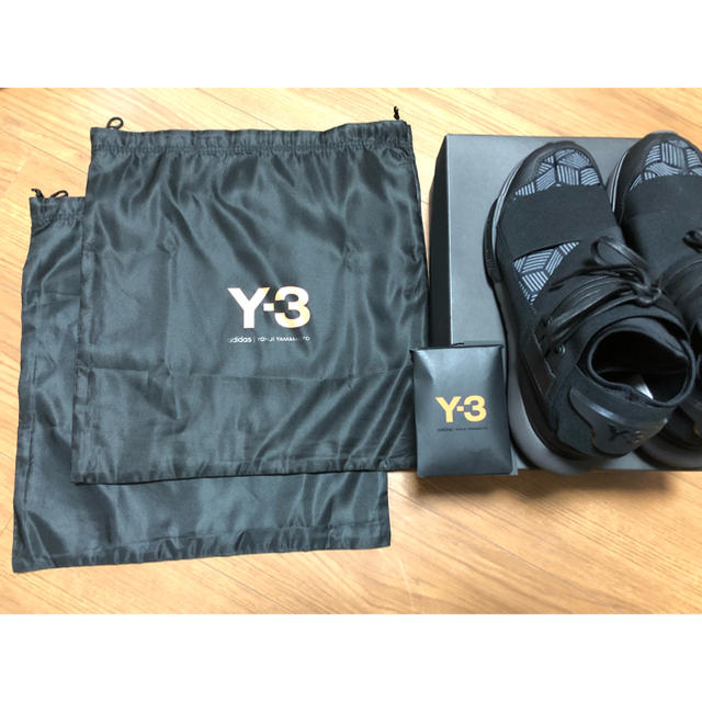 Y-3(ワイスリー)のY-3 QASA HIGH カーサハイ メンズの靴/シューズ(スニーカー)の商品写真