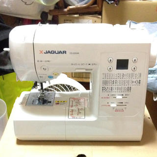 Jaguar - ジャガーコンピューターミシン CD-2203W ホワイトの通販 by 