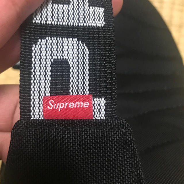 Supreme(シュプリーム)の18SS supreme waist bag black ウエストバッグ 黒 レディースのバッグ(ボディバッグ/ウエストポーチ)の商品写真