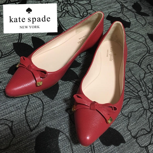 kate spade new york(ケイトスペードニューヨーク)のkate spade new york Emma ローヒールリボンパンプス レディースの靴/シューズ(スリッポン/モカシン)の商品写真