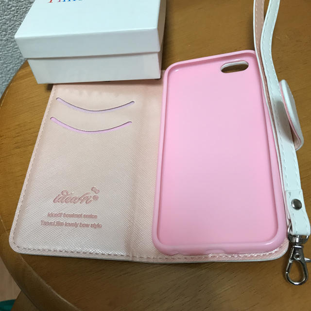 【新品】iPhone 6. 6S 対応手帳型スマホカバー ♪ スマホ/家電/カメラのスマホアクセサリー(iPhoneケース)の商品写真