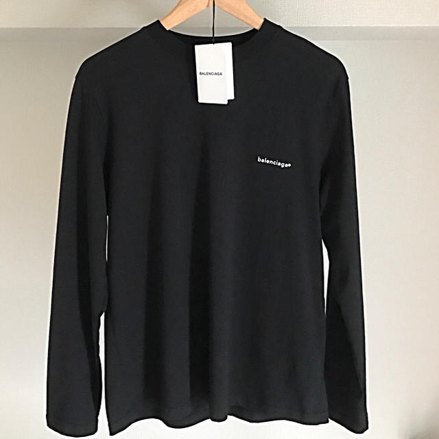 Balenciaga(バレンシアガ)の大人気商品🔥ラスト１点🔥バレンシアガロゴT 男女兼用  メンズのトップス(Tシャツ/カットソー(七分/長袖))の商品写真