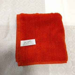 エルメス(Hermes)の新品☆　HERMES　ハンドタオル　オレンジ(タオル/バス用品)