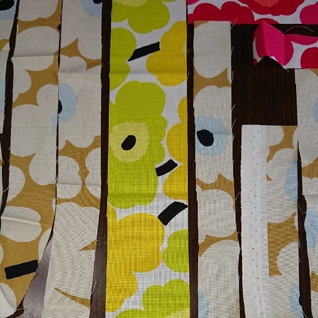 marimekko(マリメッコ)のkokinchan様専用(*^^*) マリメッコ 生地 はぎれ ミニウニッコ ハンドメイドの素材/材料(生地/糸)の商品写真