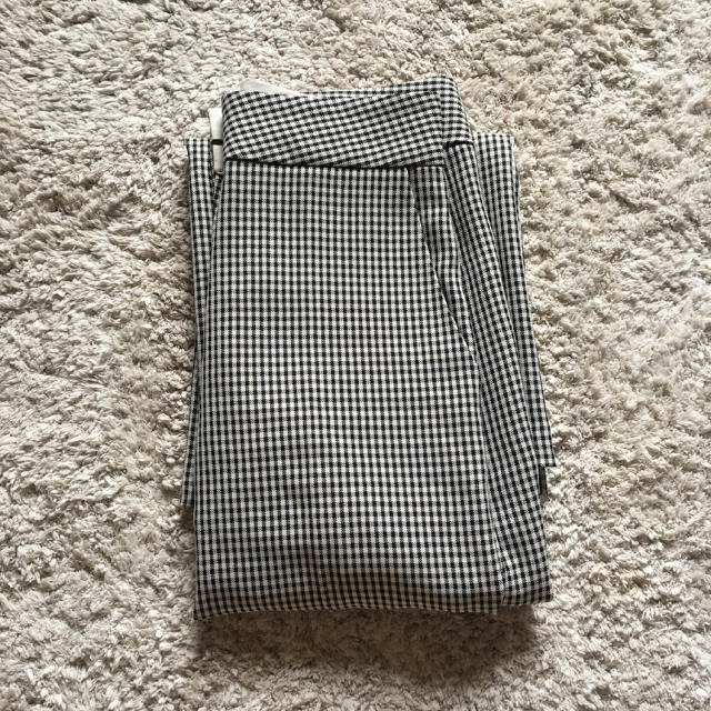 Lochie(ロキエ)のrandeboo gingham slacks レディースのパンツ(カジュアルパンツ)の商品写真