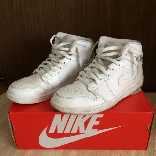 ナイキ(NIKE)のair jordan1(スニーカー)