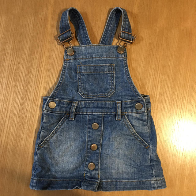 babyGAP(ベビーギャップ)のGAP デニムワンピース キッズ/ベビー/マタニティのキッズ服女の子用(90cm~)(ワンピース)の商品写真