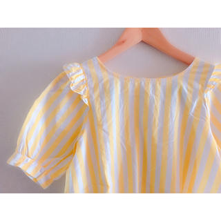 ダブルクローゼット(w closet)の黄色のストライプシャツ(シャツ/ブラウス(半袖/袖なし))