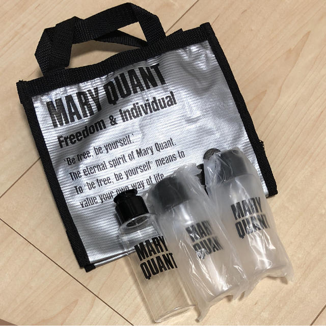 MARY QUANT(マリークワント)のMARY QUANT スパバック&ボトル コスメ/美容のボディケア(バスグッズ)の商品写真