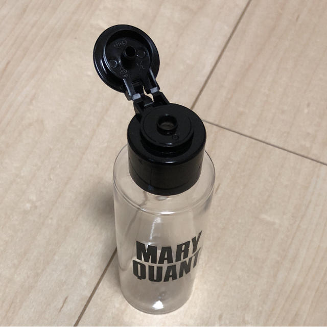 MARY QUANT(マリークワント)のMARY QUANT スパバック&ボトル コスメ/美容のボディケア(バスグッズ)の商品写真