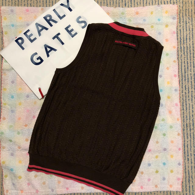 PEARLY GATES(パーリーゲイツ)のお値下げ再出品です☺️マスターバニーのベストです。 スポーツ/アウトドアのゴルフ(ウエア)の商品写真