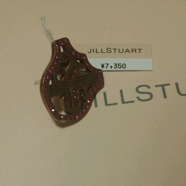 JILLSTUART(ジルスチュアート)の♡ジルスチュアート♡ピンバッチ♡ レディースのアクセサリー(ブローチ/コサージュ)の商品写真