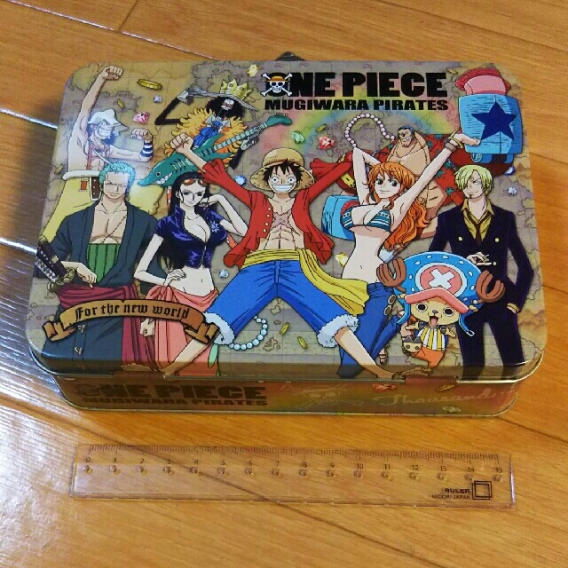 集英社(シュウエイシャ)のonepiece お菓子缶 エンタメ/ホビーのおもちゃ/ぬいぐるみ(キャラクターグッズ)の商品写真