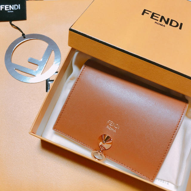 FENDI ミニ財布