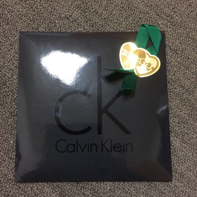 Calvin Klein(カルバンクライン)のカルバンクライン☆ハンカチ レディースのファッション小物(ハンカチ)の商品写真