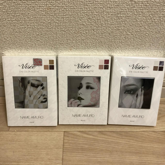 VISEE(ヴィセ)の安室奈美恵 アイカラーパレット 3種 送料込み 新品未開封 KOSE コスメ/美容のベースメイク/化粧品(アイシャドウ)の商品写真