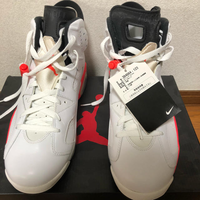 NIKE(ナイキ)のNIKE AIR JORDAN 6 27.5cm 黒タグ・箱有り メンズの靴/シューズ(スニーカー)の商品写真