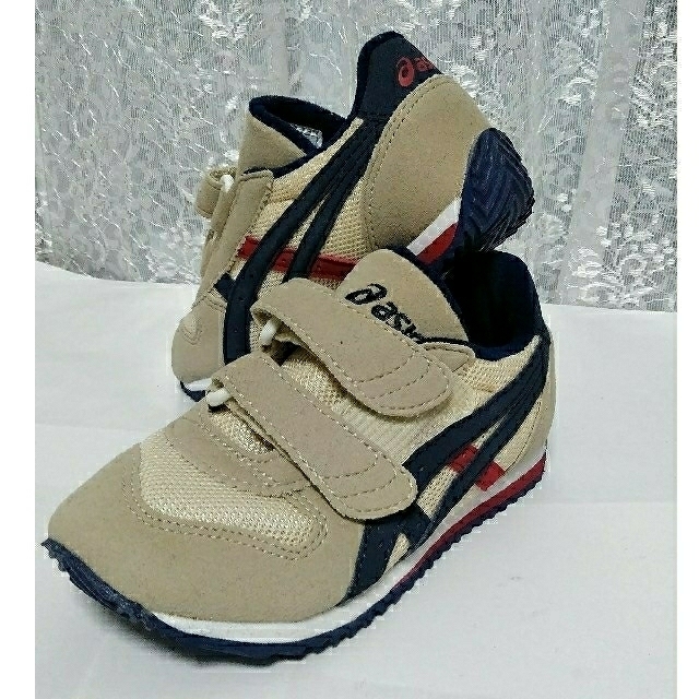 asics(アシックス)の【新品】アシックス　16.5㎝　すくすく　アイダホミニ　キッズシューズ キッズ/ベビー/マタニティのキッズ靴/シューズ(15cm~)(スニーカー)の商品写真